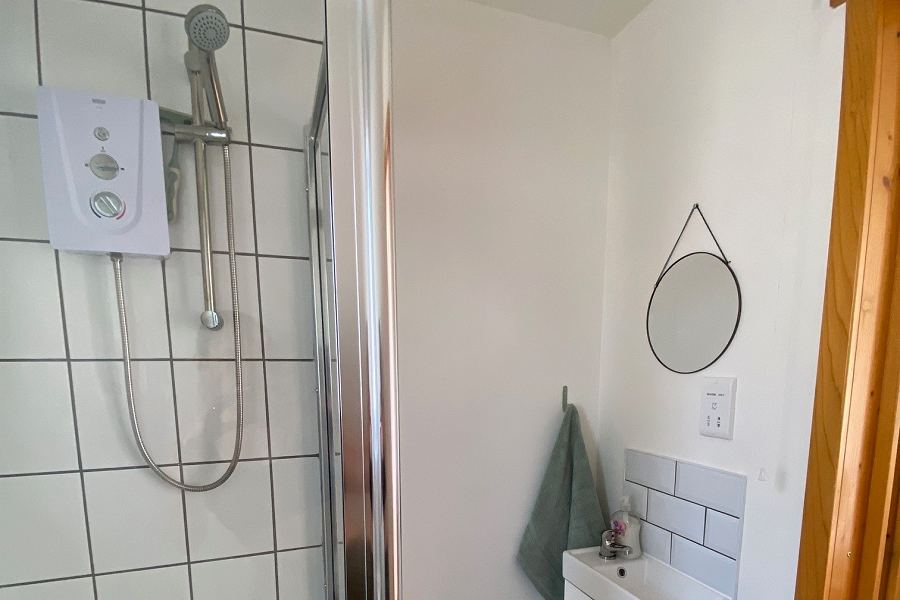 Springwood Lakeview 3 Bathroom
