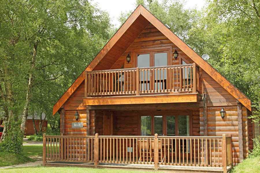 Holly Lodge At Stafford Moor Sleeps 6 Winkleigh North Devon