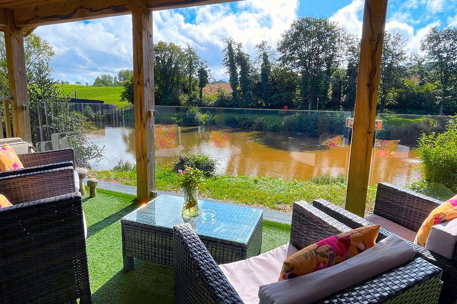 Oak Lodge Decking Area