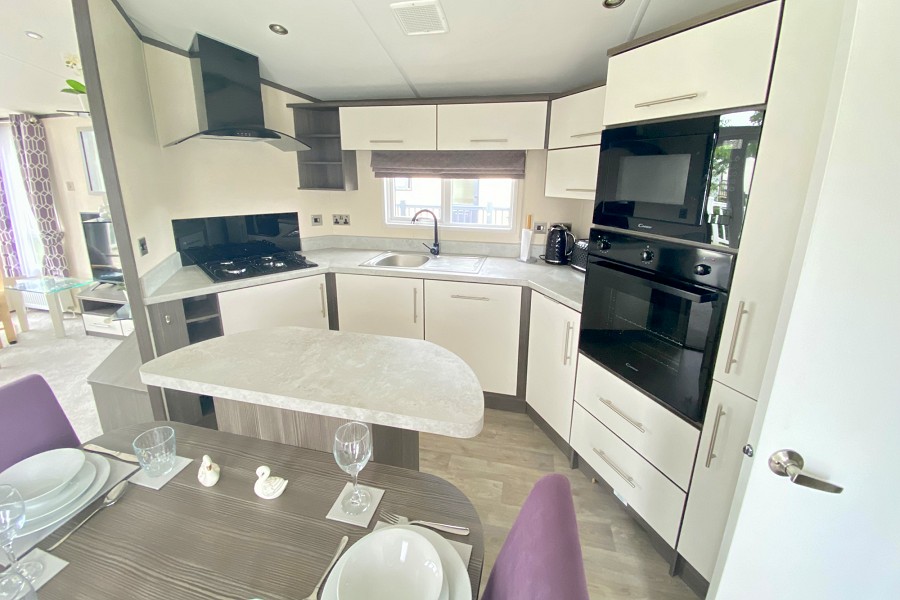 Swan Lodge Kitchen