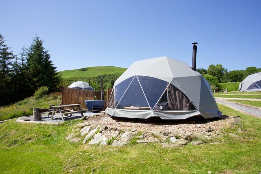 Loch Tay Glamping Dome with Hot Tub
