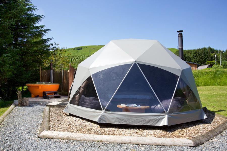 Loch Tay Glamping Dome with Hot Tub