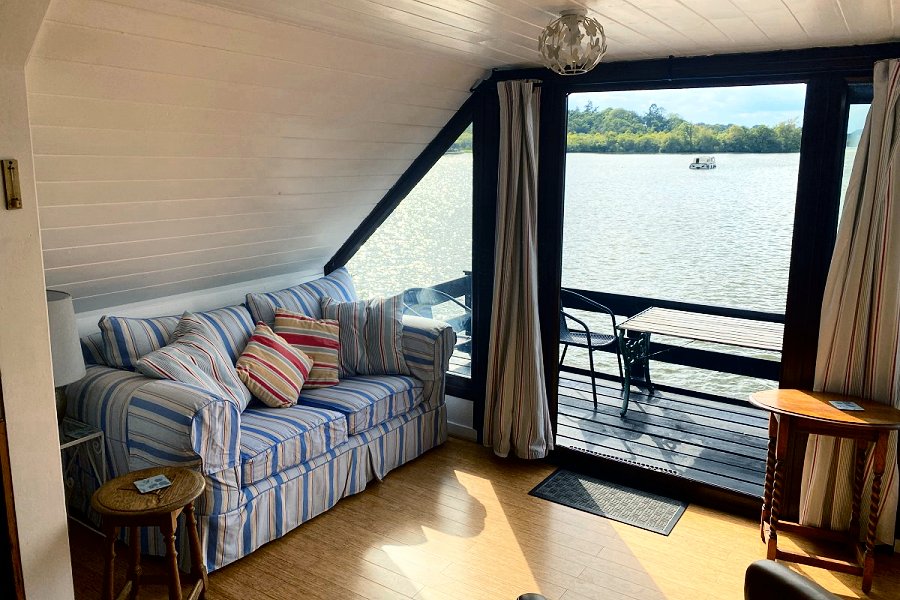 The Norfolk Boathouse Living