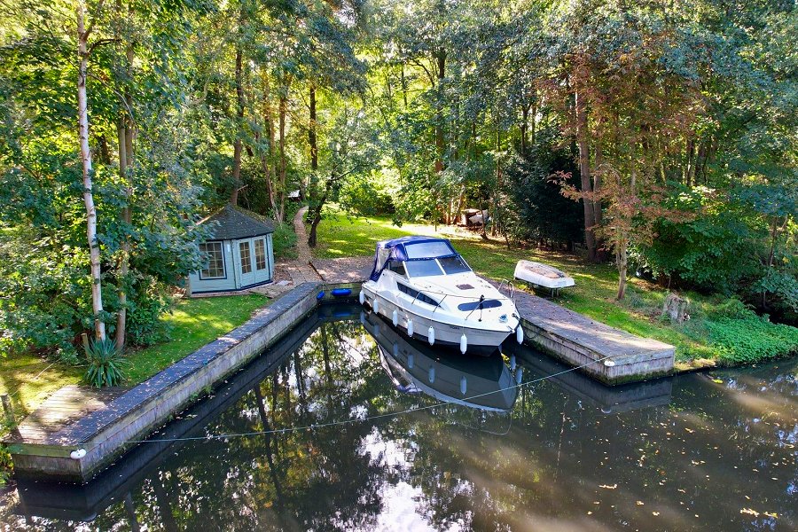 Two Willows Mooring