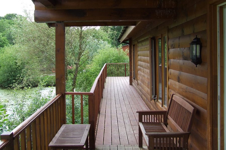 Heron Lodge Decking