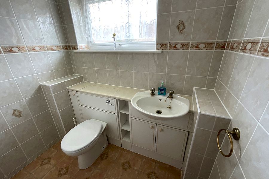 Waterside Retreat Bathroom