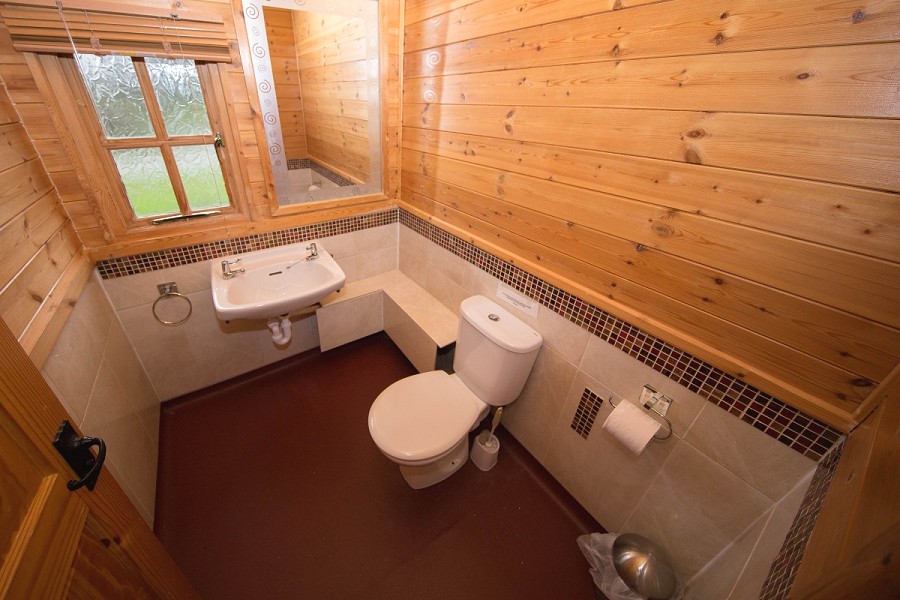 Badgers Rest Bathroom