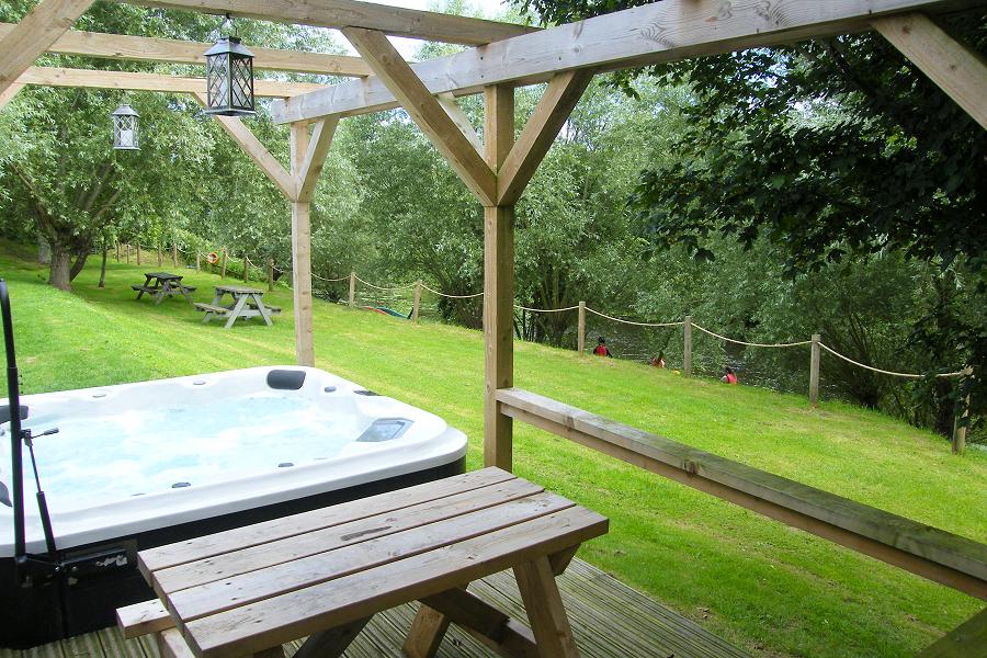 Otters Bank Lodge Hot Tub