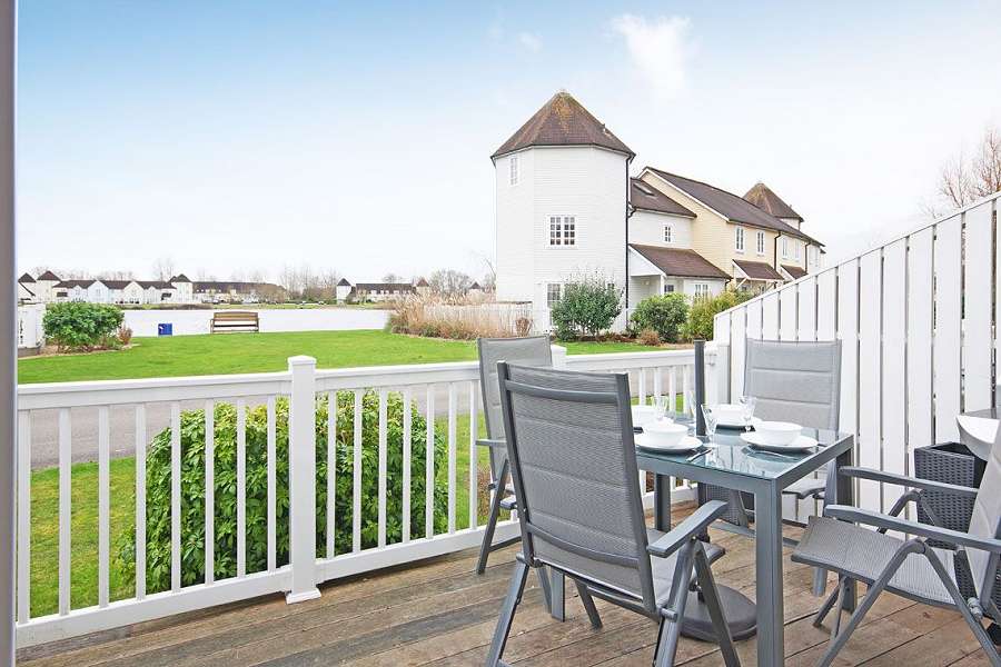 Cotswold Water Park Cottages & Cotswolds Holiday Cottages