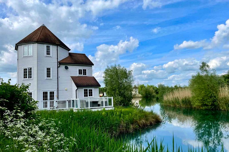 Windrush Turret Lodge