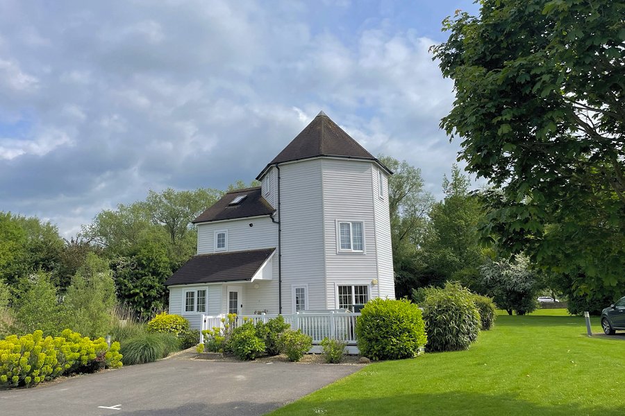 Windrush Turret Lodge