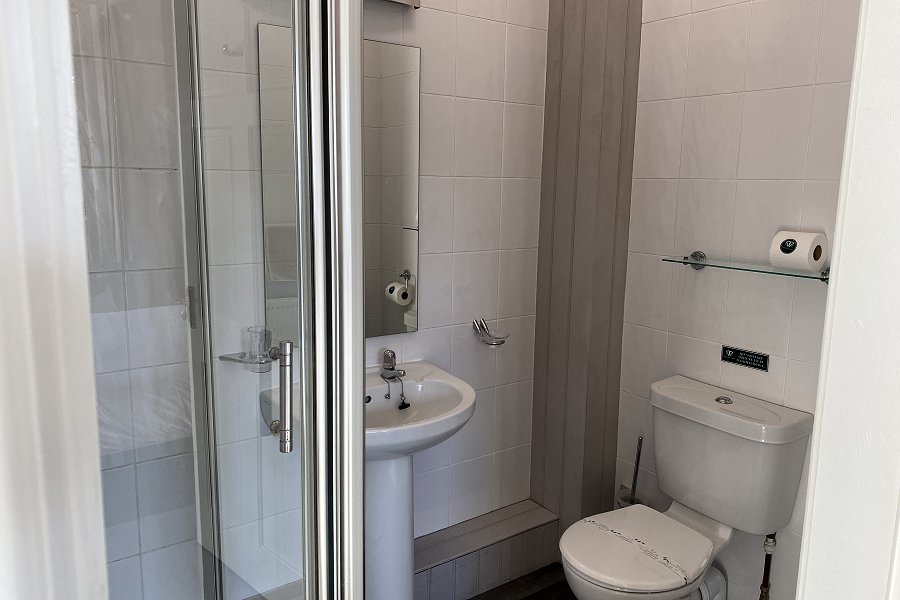 Willow Lakes Cottage 8 Ensuite