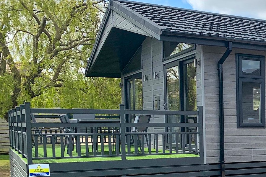 Kingfisher Lodge Exterior
