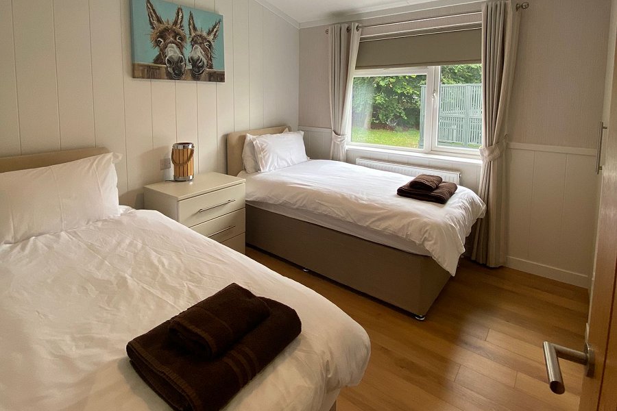 Partridge Lodge Twin Bedroom