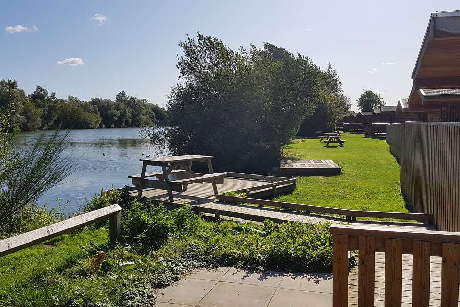 Woodlakes Accessible Lodge Fishing Peg Views