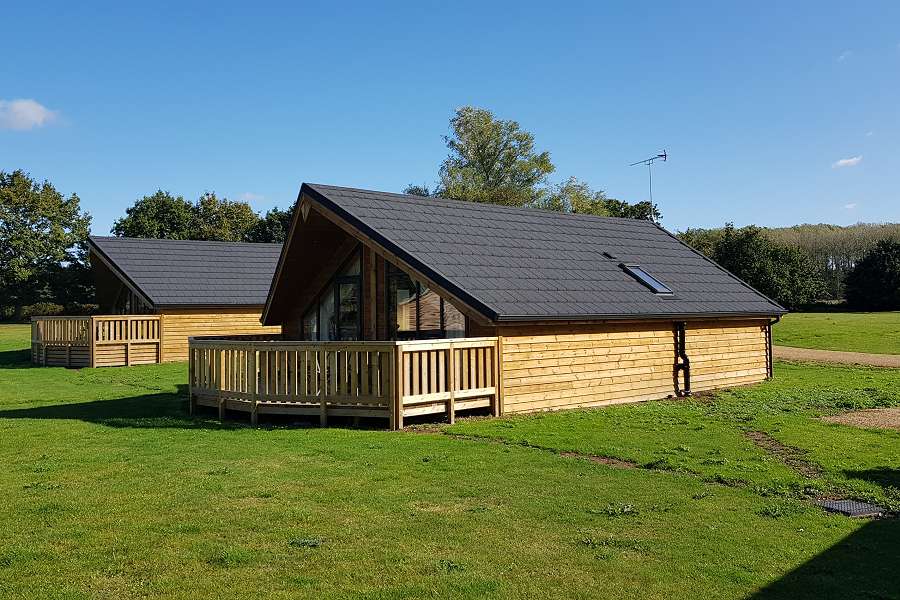 Woodlakes Ash Parkside Lodge Views