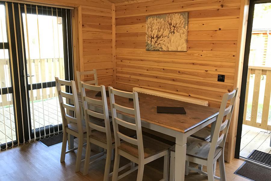 Woodlakes Spruce Lodge Dining