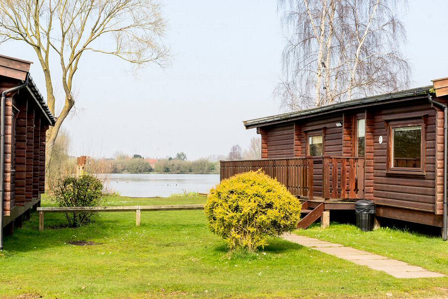 Woodlakes Cedar Lodge Views