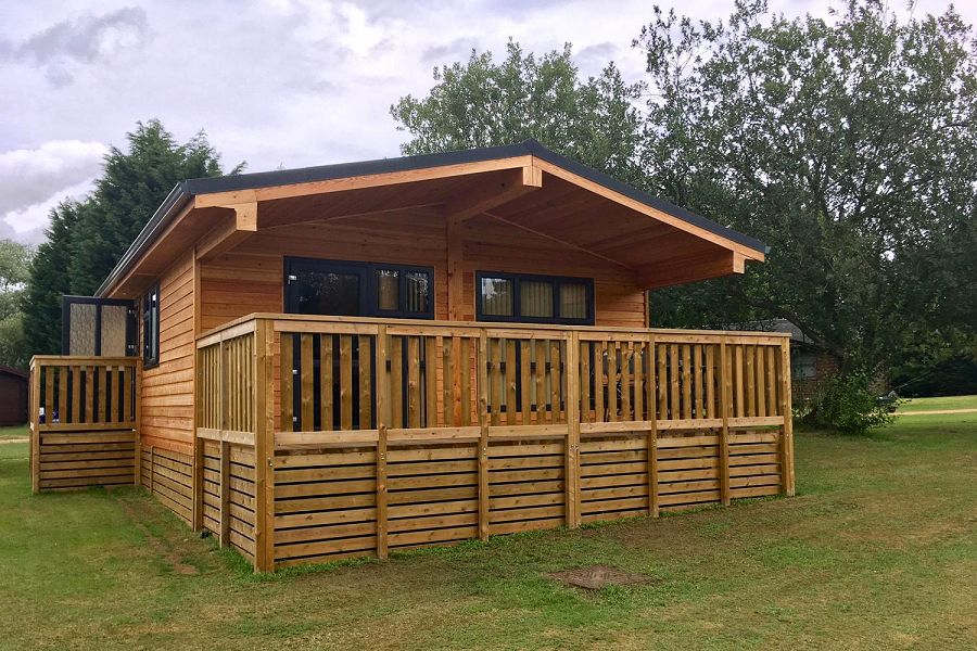 Woodlakes Larch XL Parkside, Norfolk