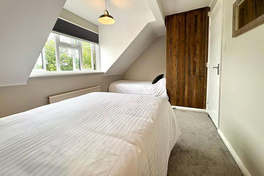 Wroxham Quays Double Bedroom