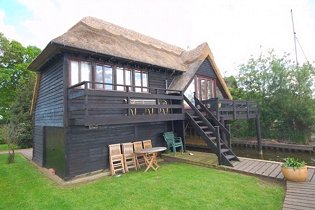 The Norfolk Boathouse Holiday Cottage - South Walsham, Norfolk Broads