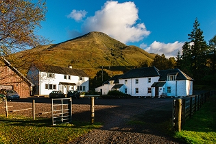 Merlin And Curlew Holiday Cottages Portnellan Crianlarich Scotland