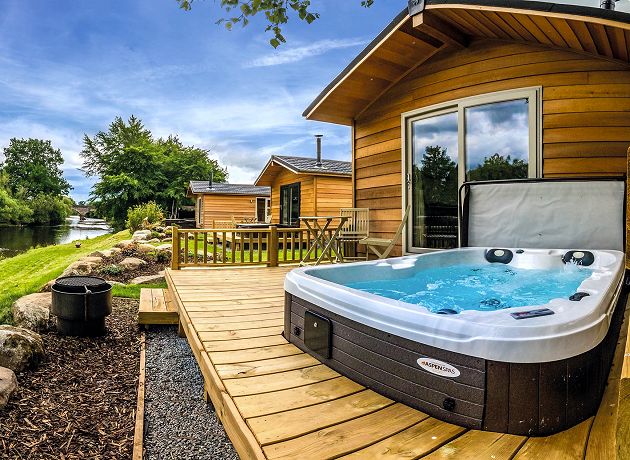 Waterside Breaks Uk Holiday Cottages Lodges Log Cabins