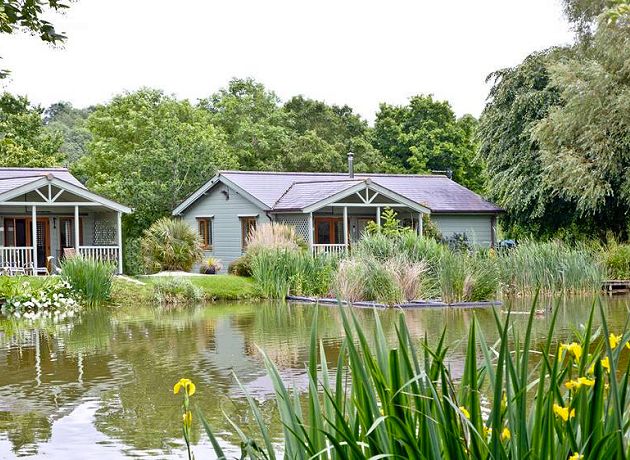 Waterside Breaks Uk Holiday Cottages Lodges Log Cabins